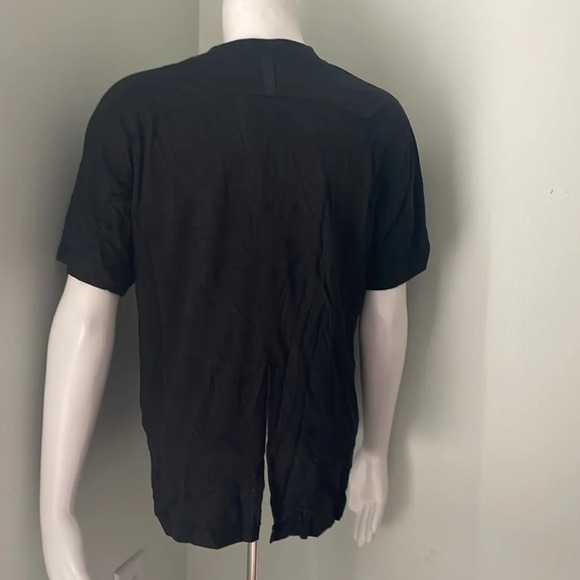 LULULEMON Black Short Sleeve Tee Split Back Size 4 - Picture 4 of 9